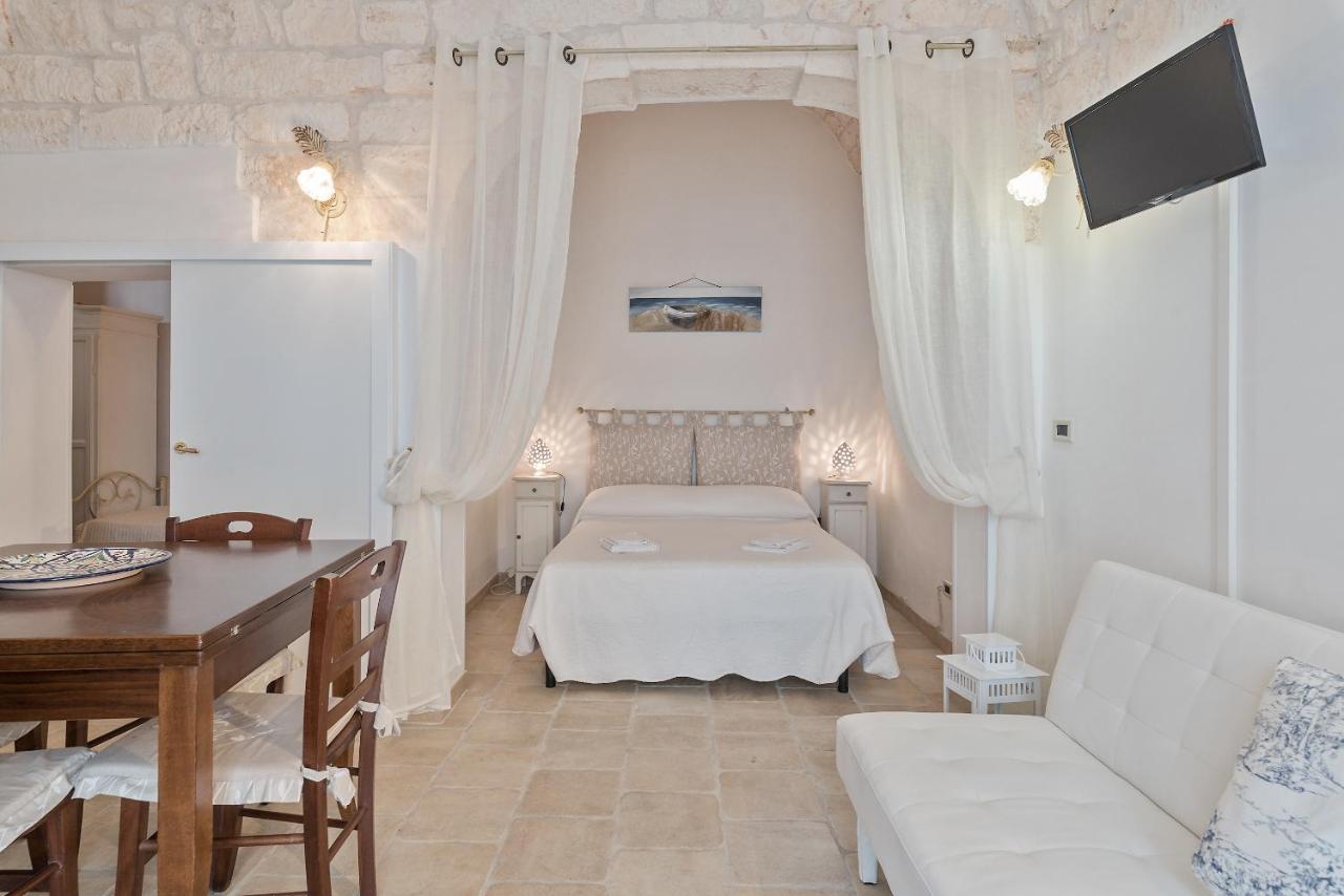 White House Flats & Studios Ostuni Exterior photo
